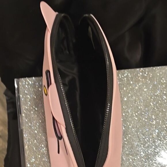 The Creme Shop X Hello Kitty Think Pink Cosmetic Pouch - Picture 7 of 7